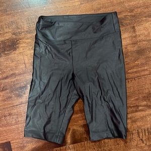 Best bikers ever! Shiny and fit great. Stay up for hard workouts